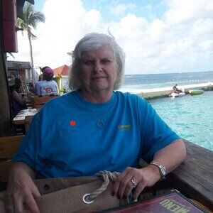 Meet your Posher, Sharon